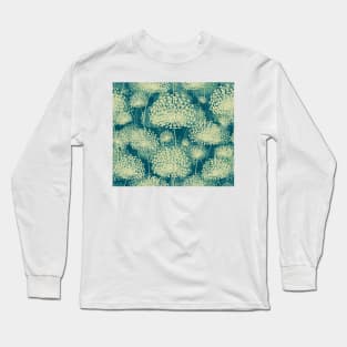 Dandelions vintage blue Long Sleeve T-Shirt